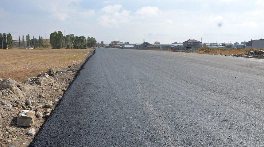 Ağrı&rsquo;da Asfalt &Ccedil;alışmaları Devam Ediyor