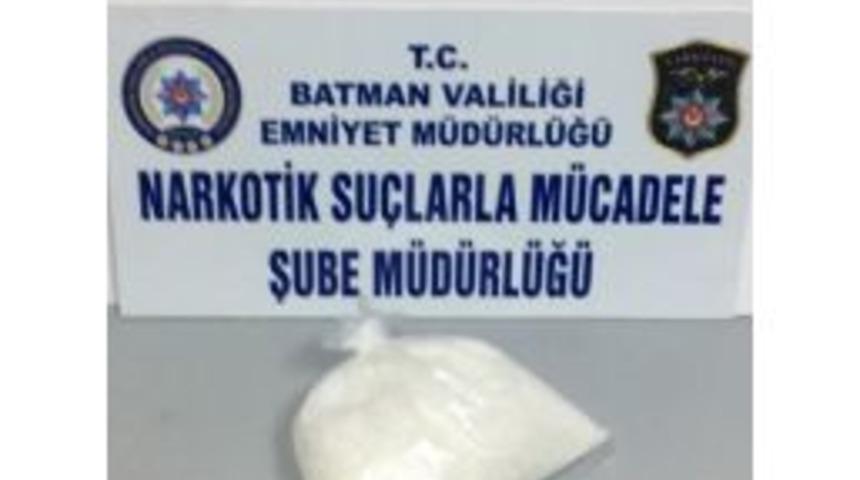 Batman&rsquo;da Uyuşturucu Ticareti Yapan 2 Kişi G&ouml;zaltına Alındı