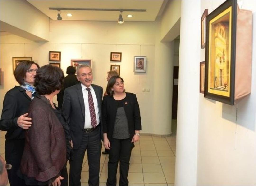 Nil&uuml;fer&rsquo;de &Ccedil;ini Ve R&ouml;lyef Sergisi