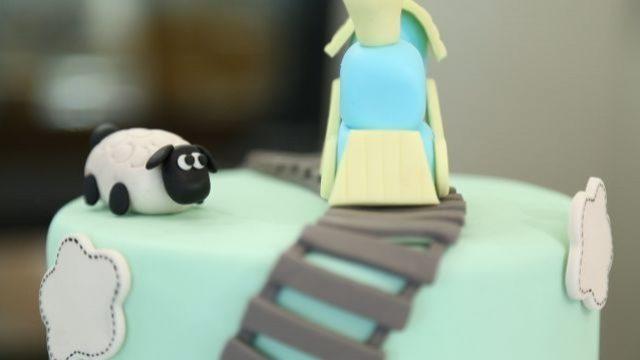 Şeker hamurundan koyun figürü nasıl yapılır?