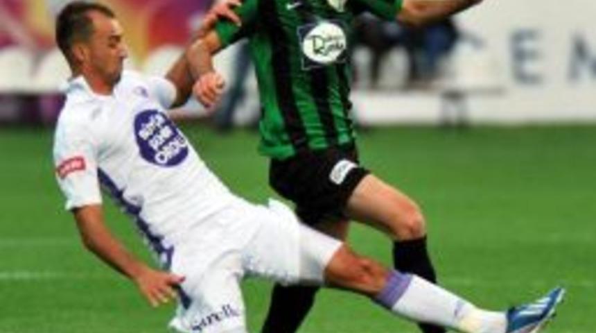 Akhisar Belediyespor Kaptanı Bilal'den &Ouml;z&uuml;r