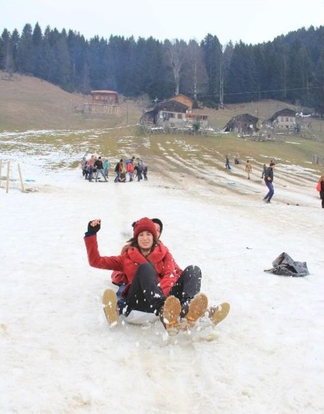 Karsız, Kardan Adam Şenliği