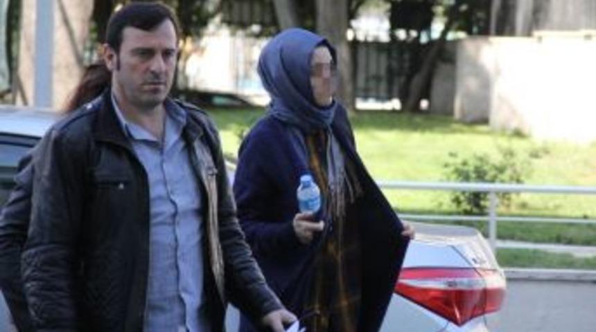 Kadın &Ouml;ğretmene Bylock G&ouml;zaltısı