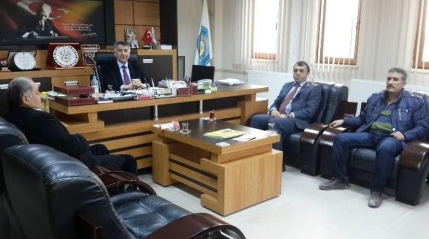 Akın&rsquo;dan Yazıhan Atlı Cirit Ve Binicilik İhtisas Spor Kul&uuml;b&uuml;&rsquo;ne Ziyaret