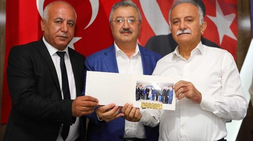 Karabağ: &ldquo;izmir&rsquo;in G&uuml;zellikleri Burada Kalsın&rdquo;