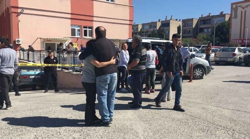 İzmir Valiliği: "kaza İle İlgili Adli Ve İdari Tahkikat Başlatılmıştır"