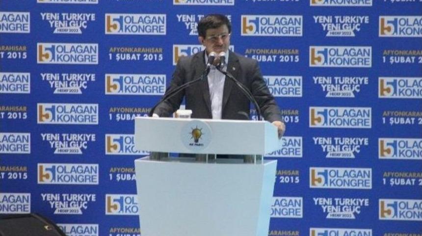 Başbakan Davutoğlu&rsquo;ndan Cumhuriyet&ccedil;ilik Ve Milliyet&ccedil;ilik Eleştirilerine Cevap
