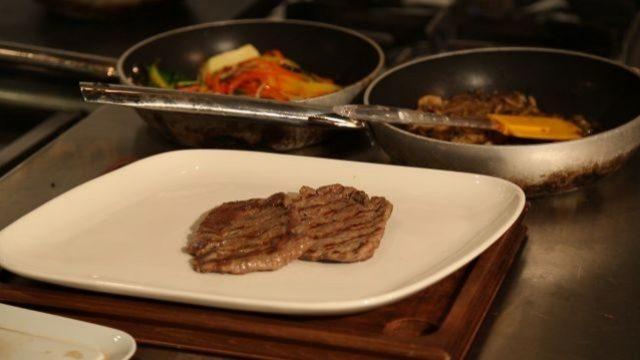 Mantar soslu bonfilede et nasıl pişirilir?