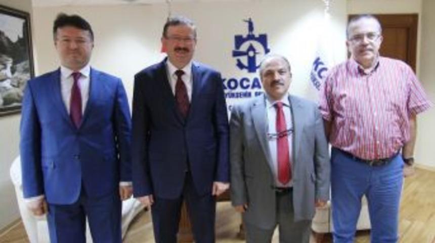 İlahiyat Fak&uuml;ltesi&rsquo;ne Ulaşım Kolaylaştı