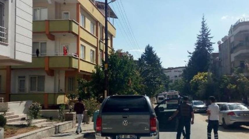 Gaziantep'te Polis Operasyonunda &Ccedil;atışma (1)