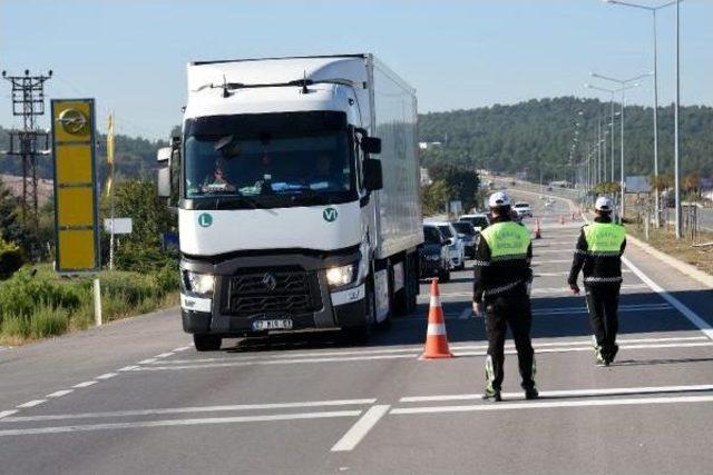 &Ccedil;anakkale de  t&uuml;rkiye Trafik G&uuml;venliği-7  Denetimi 3