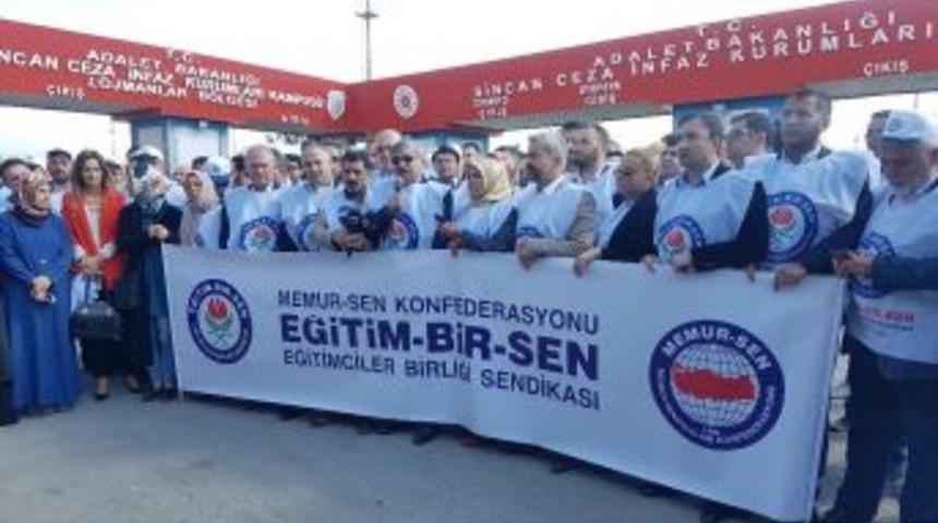 Eğitim-bir-sen&rsquo;den Vize Krizine İlişkin A&ccedil;ıklama