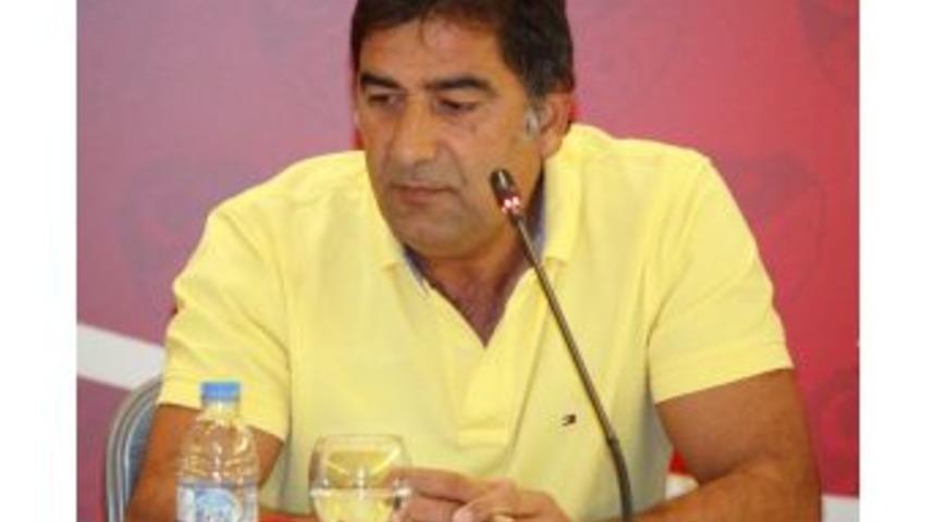 Karaman&rsquo;dan Şok Lucescu Yorumu