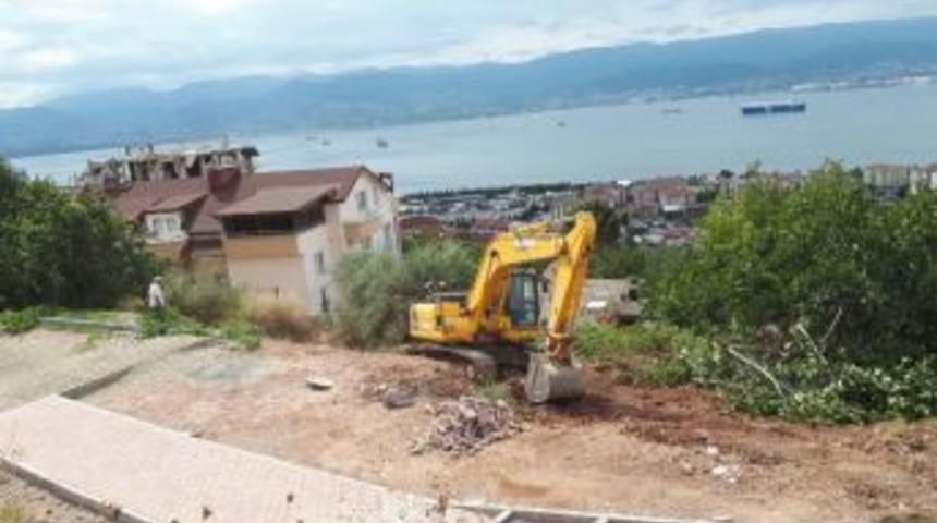 İzmit Belediyesi Park Yapmaya Devam Ediyor