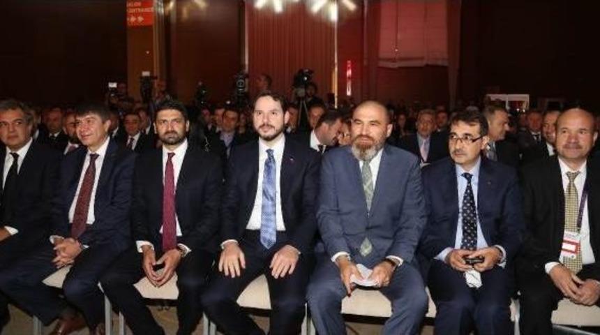 Bakan Albayrak: T&uuml;rkiye Ilk Derin Sondajını Akdeniz'e Vuracak