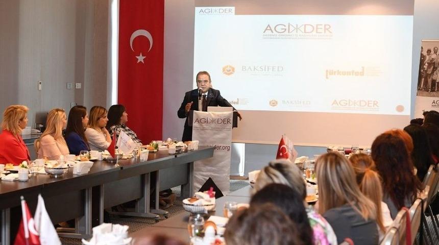 Başkan B&ouml;cek, İş Kadınlarına Projelerini Anlattı
