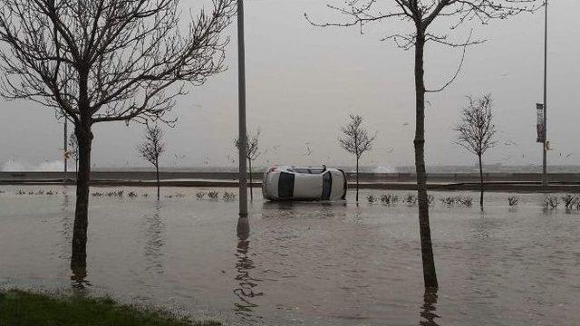 Pendik’te Deniz Karayla Birleşti