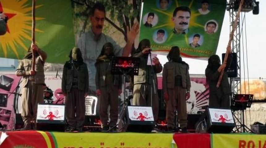 Cizre'de &Ouml;calan'a &Ouml;zg&uuml;rl&uuml;k Mitingi