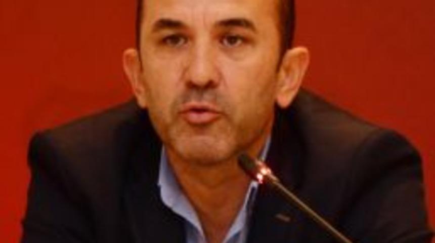 &Ouml;zdilek: D&uuml;nya Kupası'na Terim Ile Gidebilirdik