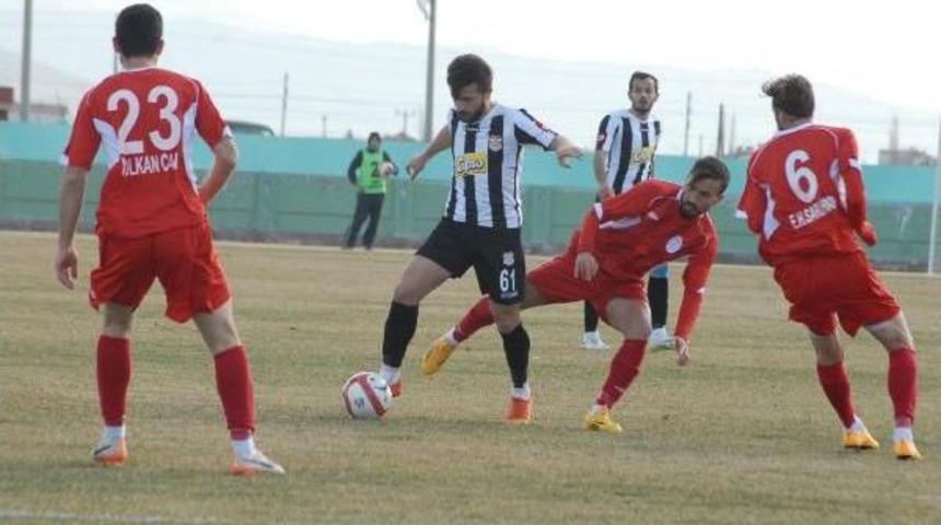 68 Yeni Aksarayspor-Kemer Tekirovaspor: 1-1