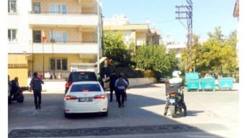 Gaziantep&rsquo;te &Ccedil;atışma Anı Cep Telefonu Kamerasında