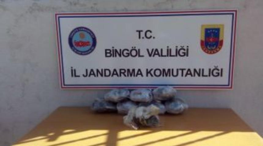 Minib&uuml;ste 8 Kilo Esrar Ele Ge&ccedil;irildi