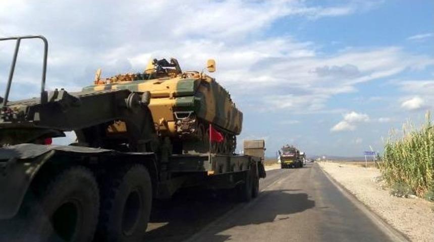 Suriye Sınırına Askeri Ara&ccedil; Sevkiyatına Devam