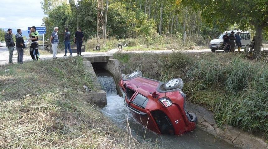 Tokat’ta Trafik Kazası: 3 Yaralı
