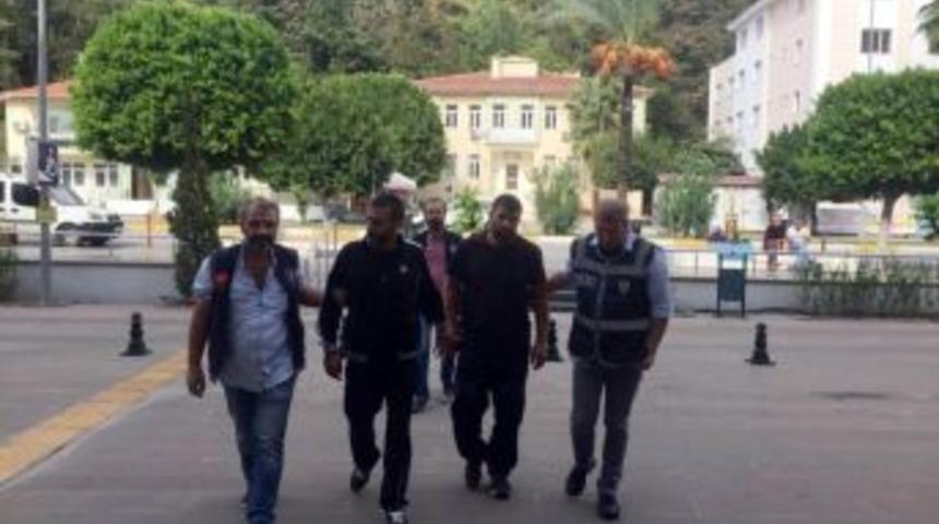 Polisin Takibi Azılı Hırsızları Yakalattı