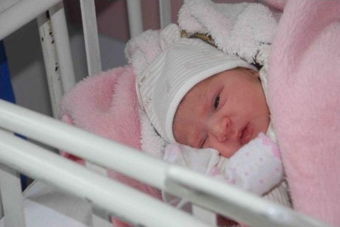 Bebeğini Teslim Alan 17 Yaşındaki Anne Kadın Sığınma Evine Yerleştirildi