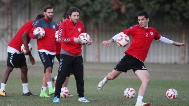 Manisaspor'da Fatih Tekke'den Futbolculara Yakın Markaj