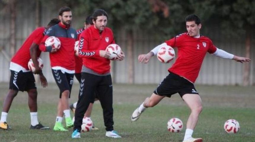 Manisaspor'da Fatih Tekke'den Futbolculara Yakın Markaj