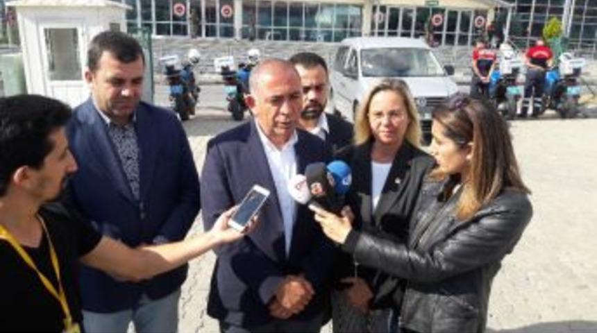 G&uuml;rsel Tekin&rsquo;den Darbe Sanıklarına İsyan