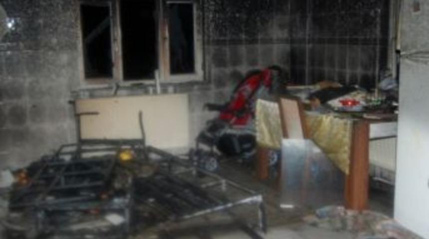 (&ouml;zel Haber) Yangına Uykuda Yakalandılar