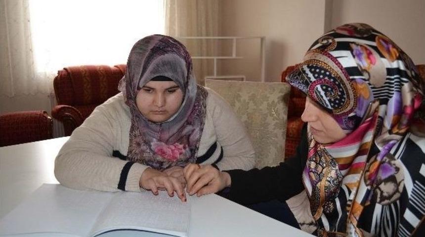 G&ouml;rme Engelliler İ&ccedil;in Kur&rsquo;an Kursu
