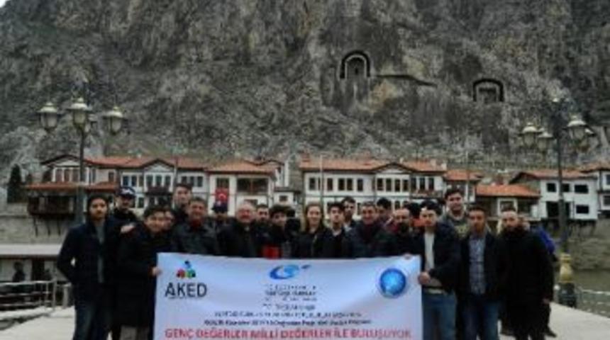 Bel&ccedil;ika&rsquo;dan 30 T&uuml;rk Genci Amasya&rsquo;da