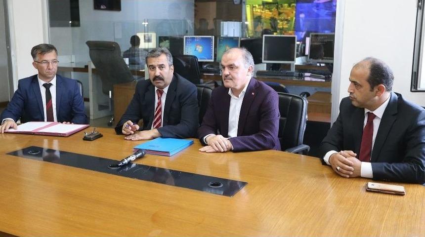 Pamukkale Belediyesi&rsquo;nden Emniyete Ara&ccedil; Desteği