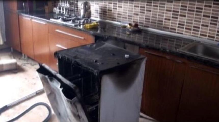 Bulaşık Makinesi Az Kalsın Evi Yakıyordu