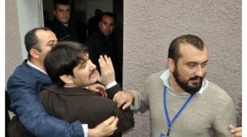 (&ouml;zel Haber) İzmir&rsquo;de Yasa Dışı 170 Bin Kez Dinleme Yapıldığı İddiası