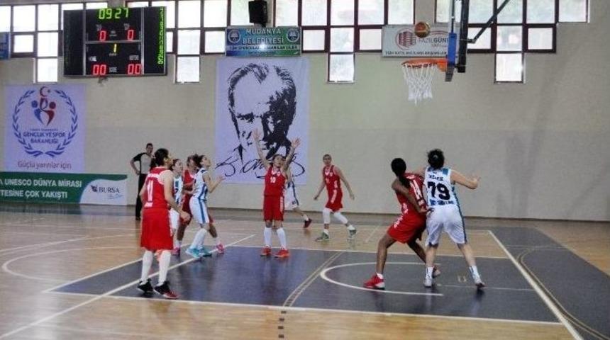 Mudanya Din&ccedil;spor, İstanbul&rsquo;a Direnemedi