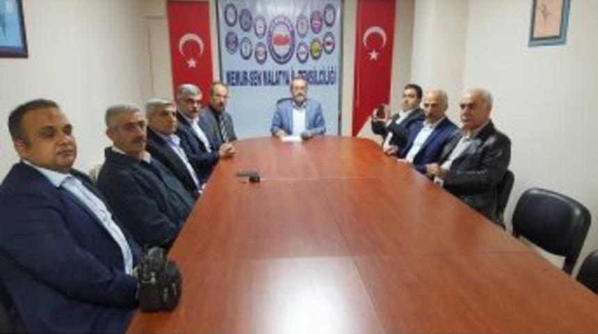 Memur-sen&rsquo;den Vergi D&uuml;zenlemesine &Ouml;neri