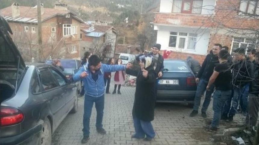 Asker Adaylarına Eğlence D&uuml;zenlendi