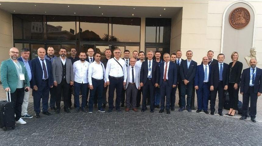 İneg&ouml;ll&uuml; Mobilyacılar Afrika&rsquo;da