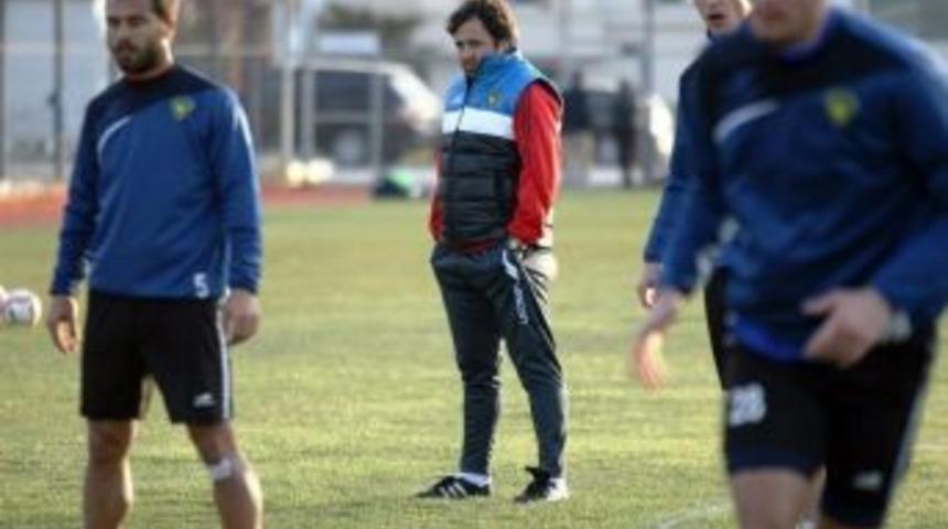 Bucaspor, Derbilerde Sınıfta Kaldı