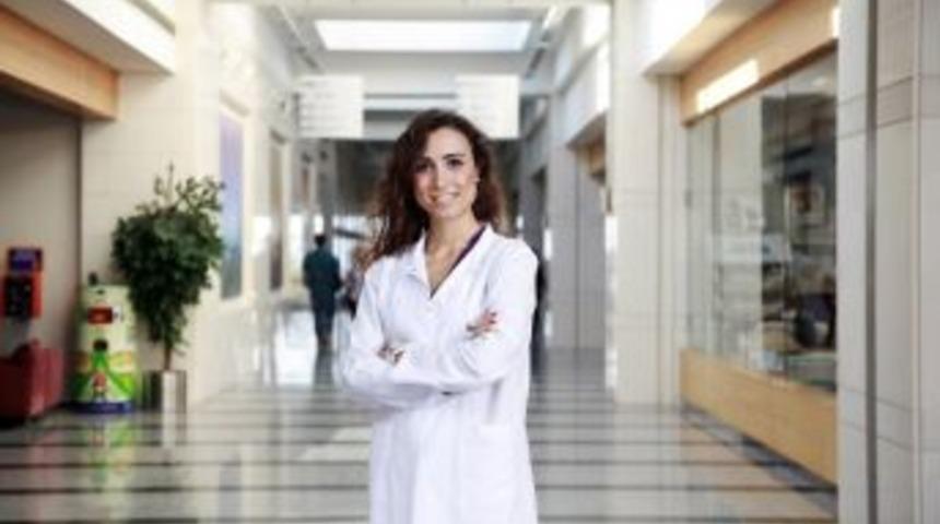 Elma, K&ouml;t&uuml; Kolesterol&uuml; D&uuml;ş&uuml;r&uuml;yor