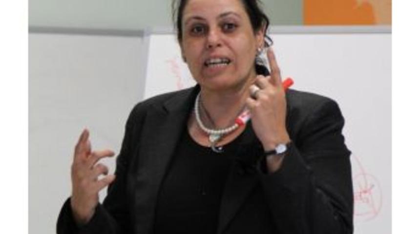 Do&ccedil;.dr. Yılmaz: Hızlı Yaşam Temposu Aile Bağlarını Etkiliyor