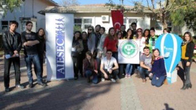 Yabancı Öğrenciler Kendi Kültürlerini Tanıttı