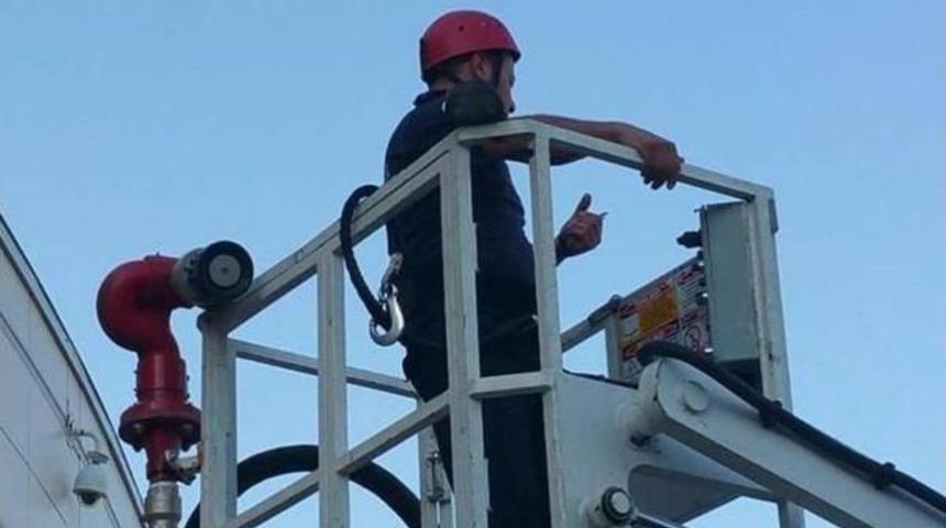 Avm &Ccedil;atısında Ser&ccedil;e Kurtarma Operasyonu