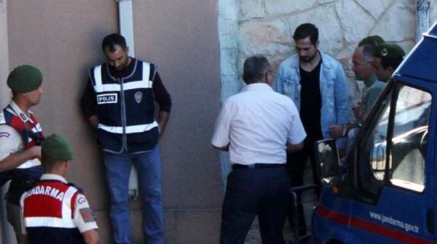 Savcı: 'eşiniz Aylardır Izin Ve Raporla Işe Gelmiyor' Deyince Ateş Etmeye Başladı (3)