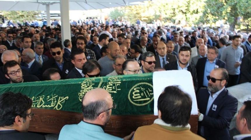 B&uuml;rosunda Silahlı Saldırıya Uğrayan Avukat, Son Yolcuğuna Uğurlandı